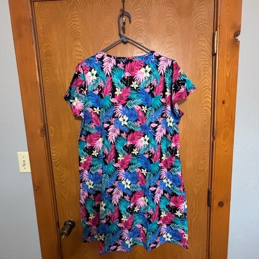 Tropical 100% Cotton Gown Night Shirt/Housedress Flowers Ferns Flamingos 2X/3X - Picture 2 of 2